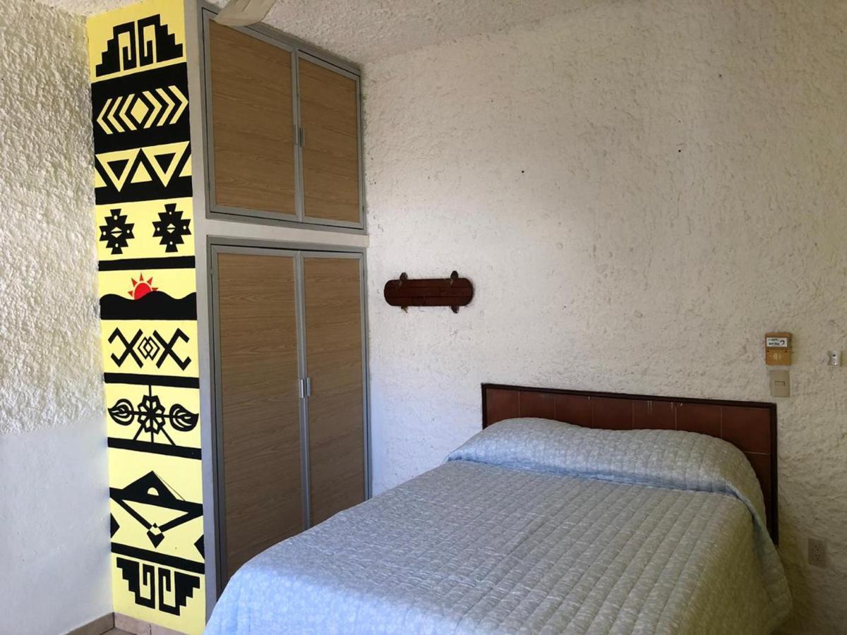 Hostal Perla Mazatlan Ngoại thất bức ảnh